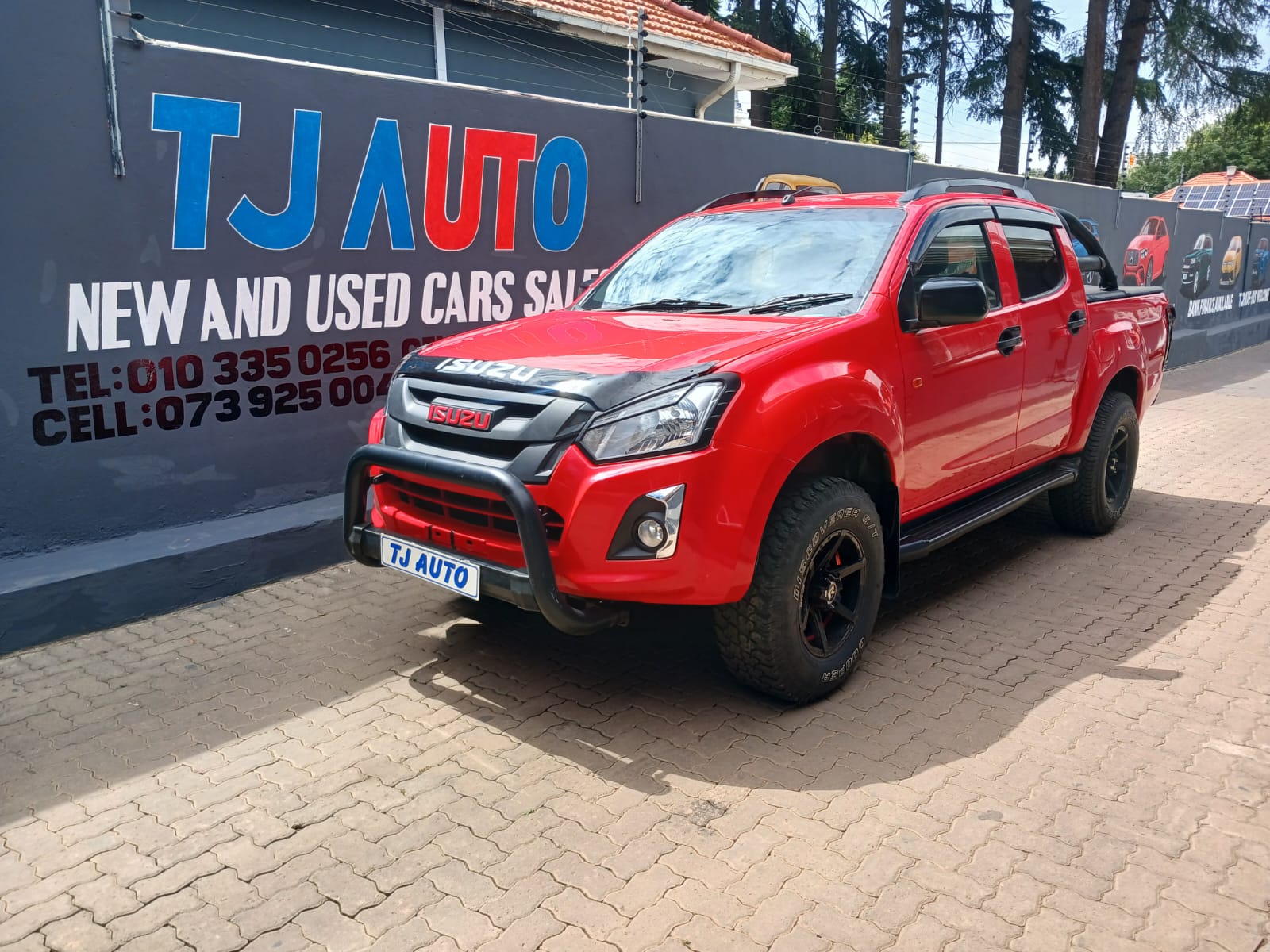Read more about the article 2017 ISUZU KB 250D-Teq DOUBLE CAB HI-RIDER