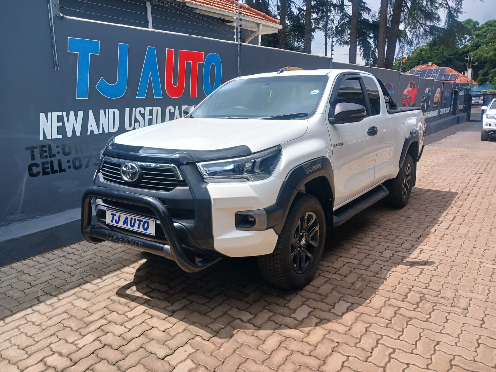 Read more about the article 2021 TOYOTA HILUX 2.8GD-6 Xtra CAB LEGEND AUTO