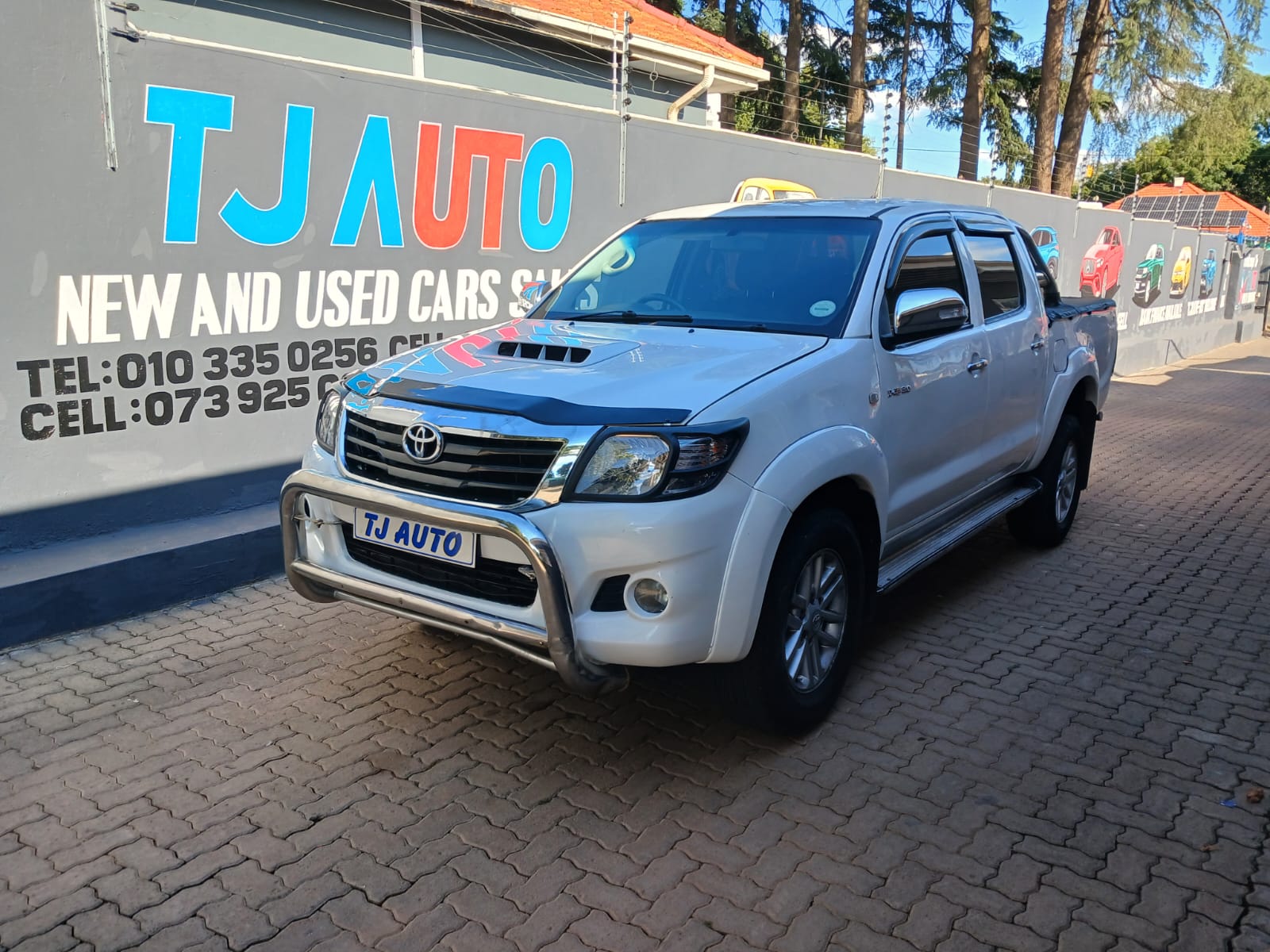 Read more about the article 2014 TOYOTA HILUX 3.0D-4D DOUBLE CAB RAIDER