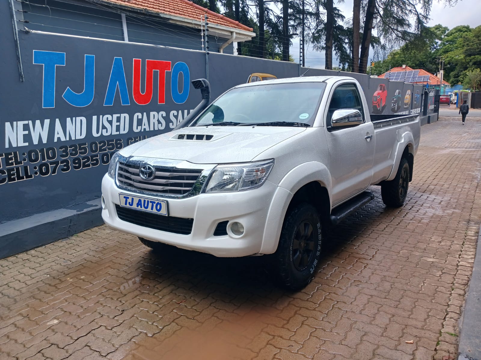 Read more about the article 2010 TOYOTA HILUX 3.0D-4D 4×4 RAIDER