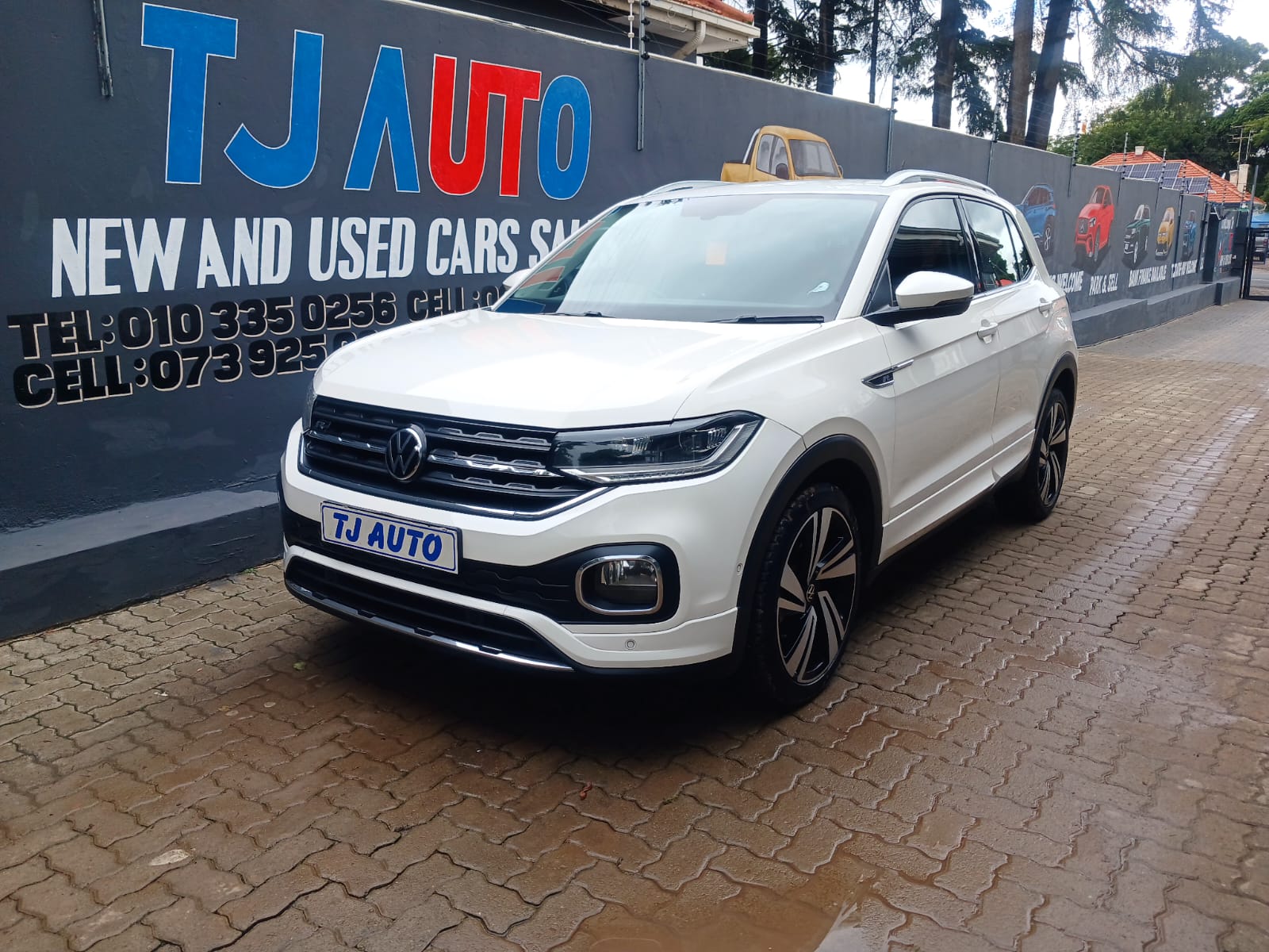 Read more about the article 2021 VOLKSWAGEN T-Cross 1.0TSI 85kW COMFORTLINE R-LINE