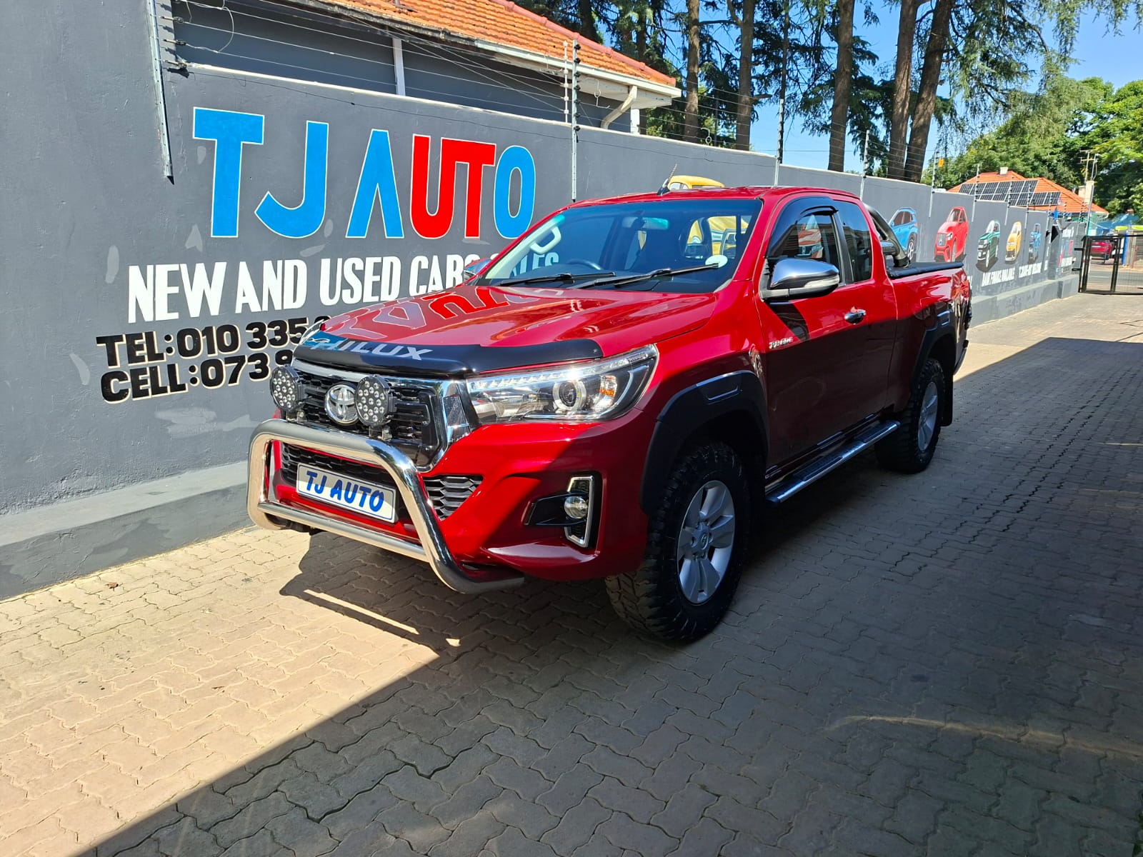 Read more about the article 2016 TOYOTA HILUX 2.8GD-6 Xtra CAB RAIDER