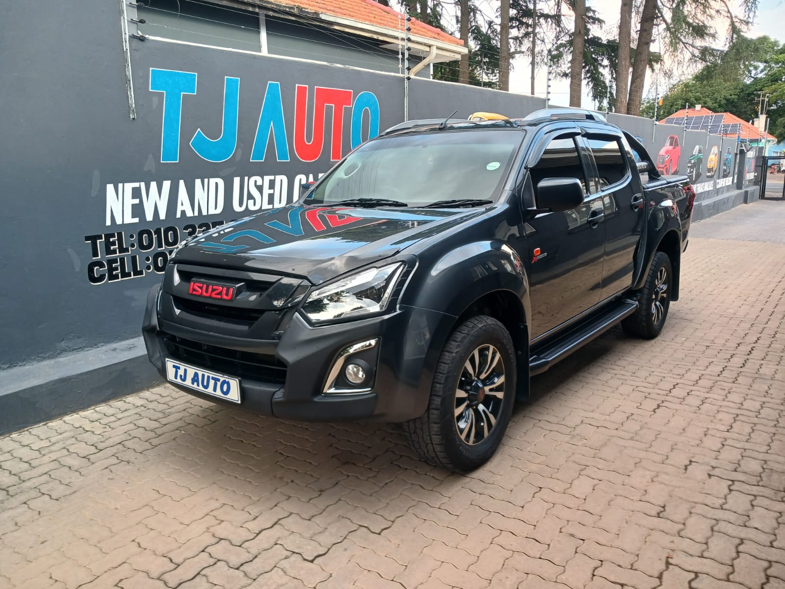 Read more about the article 2019 ISUZU D-Max 250 DOUBLE CAB HI-RIDE