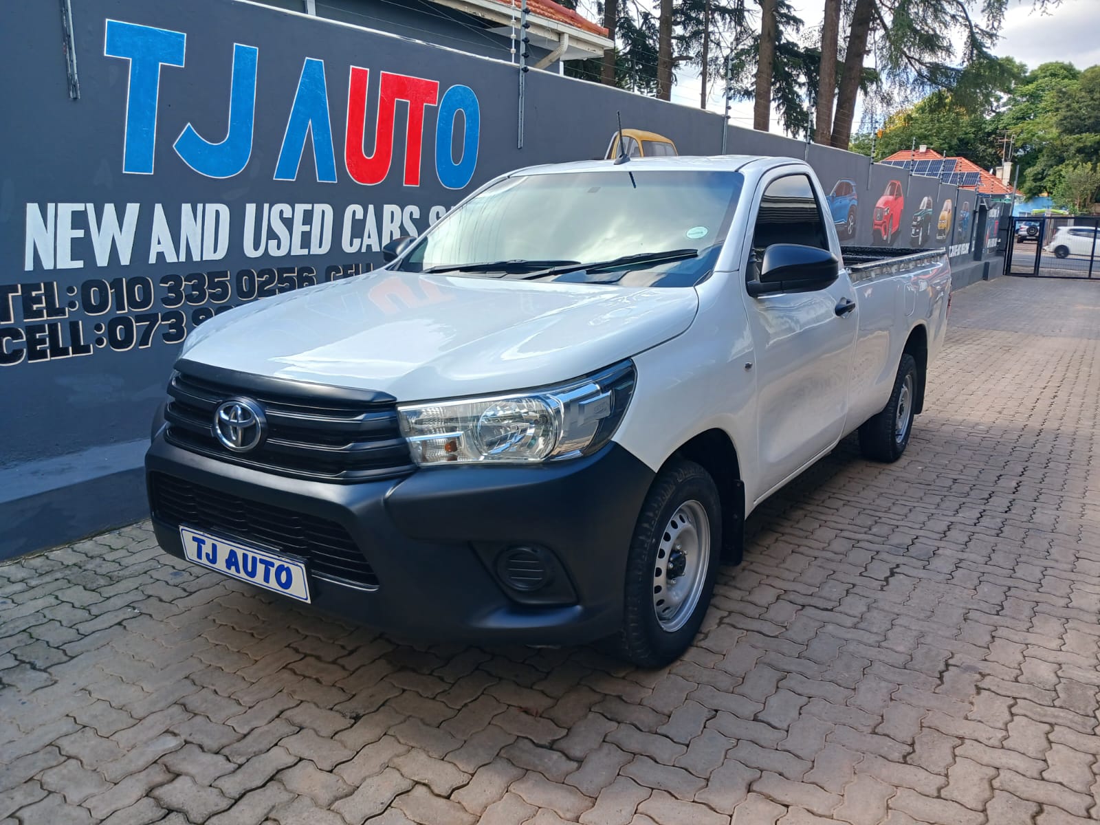 Read more about the article 2017 TOYOTA HILUX 2.4GD