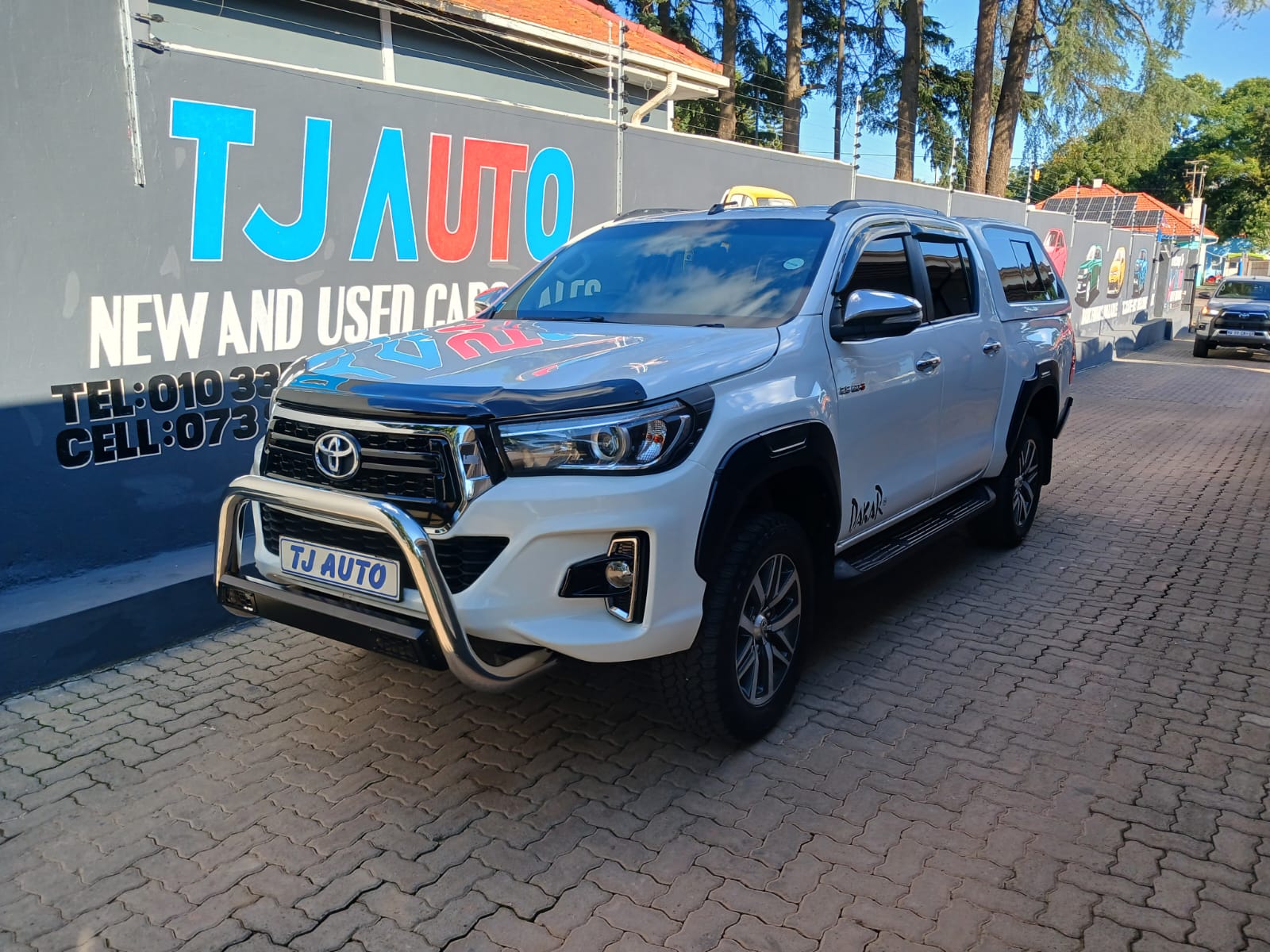 Read more about the article 2016 TOYOTA HILUX 2.8GD-6 DOUBLE CAB 4×4 RAIDER