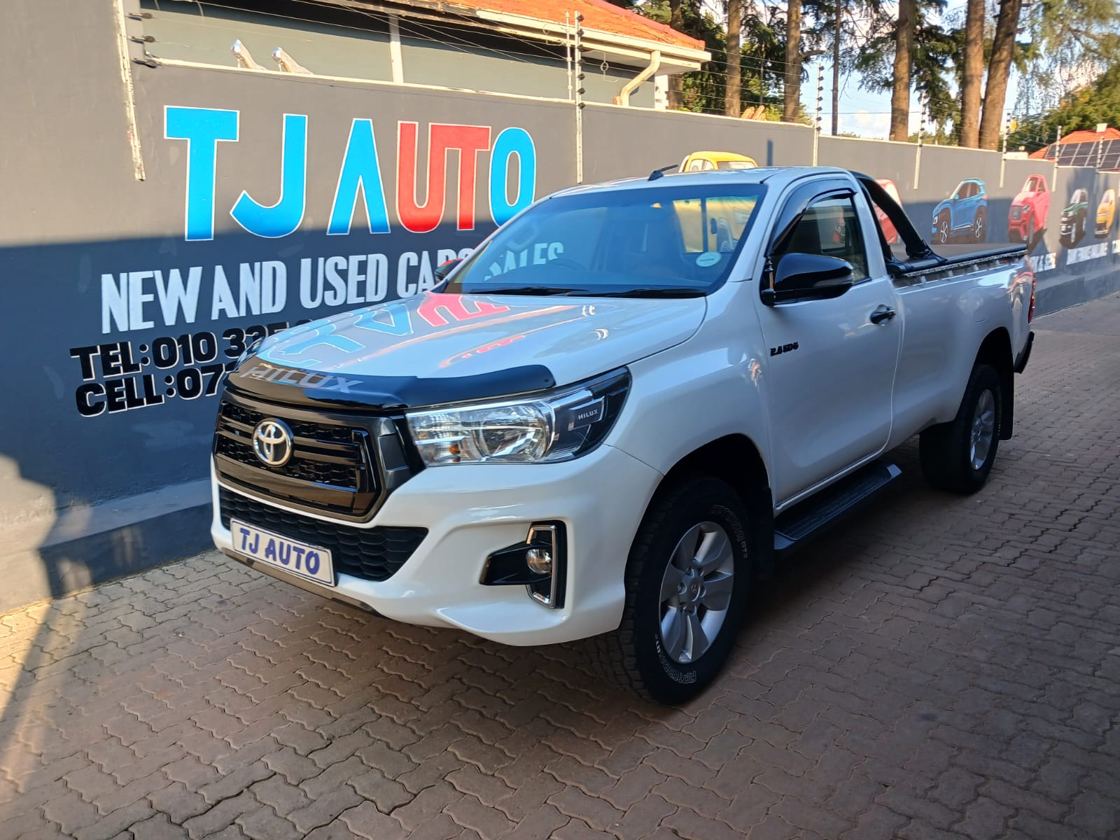 Read more about the article 2017 TOYOTA HILUX 2.4GD-6 SRX