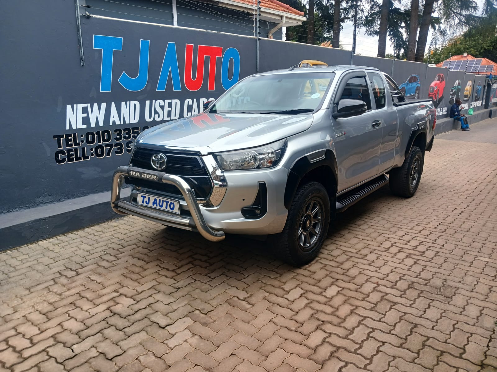 Read more about the article 2016 TOYOTA HILUX 2.4GD-6 Xtra CAB SRX