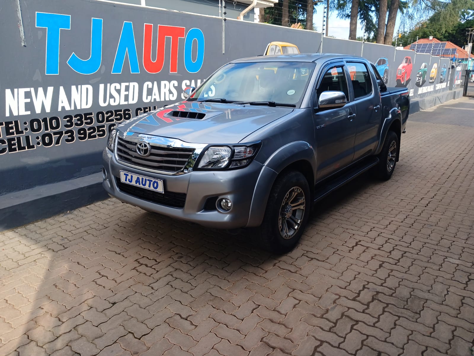 Read more about the article 2015 TOYOTA HILUX 3.0D-4D DOUBLE CAB RAIDER LEGEND 45