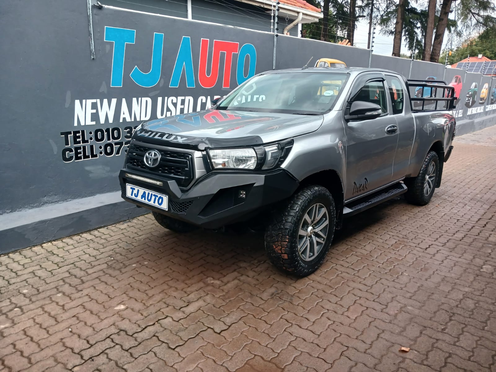 Read more about the article 2018 TOYOTA HILUX 2.4GD-6 Xtra CAB SRX