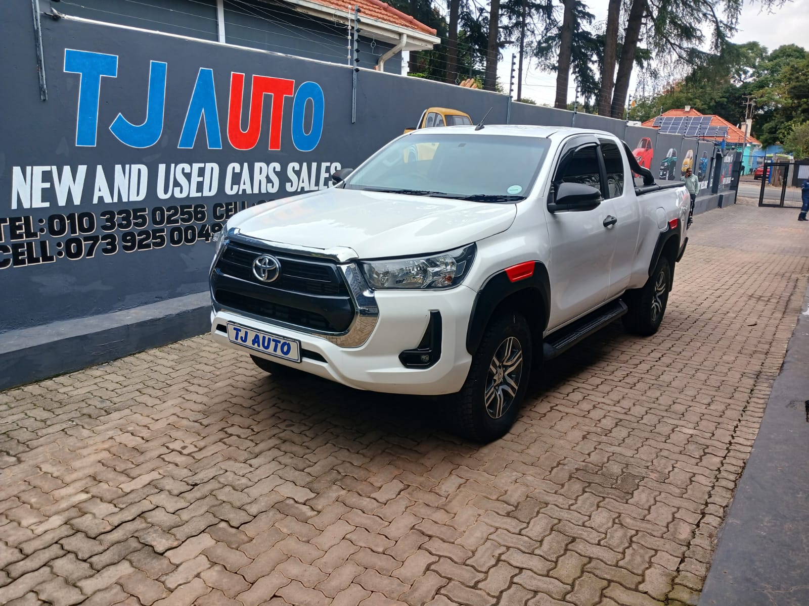 Read more about the article 2018 TOYOTA HILUX 2.4GD-6 Xtra CAB SRX