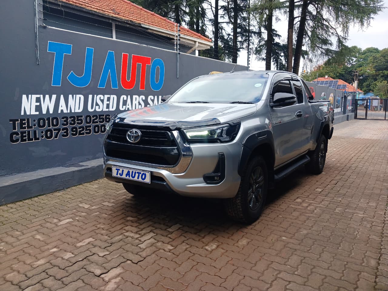 Read more about the article 2017 TOYOTA HILUX 2.4GD-6 Xtra CAB SRX