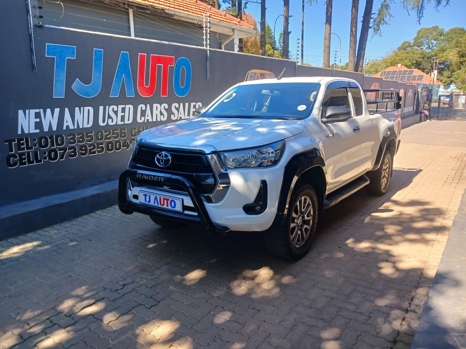 Read more about the article 2021 TOYOTA HILUX 2.4GD-6 Xtra CAB RAIDER AUTO