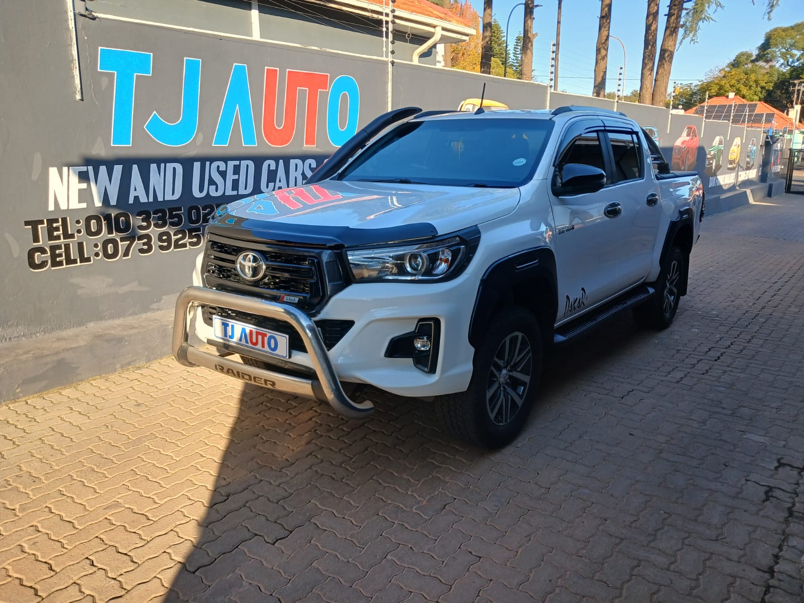 Read more about the article 2018 TOYOTA HILUX 2.8GD-6 DOUBLE CAB 4×4 RAIDER DAKAR AUTO