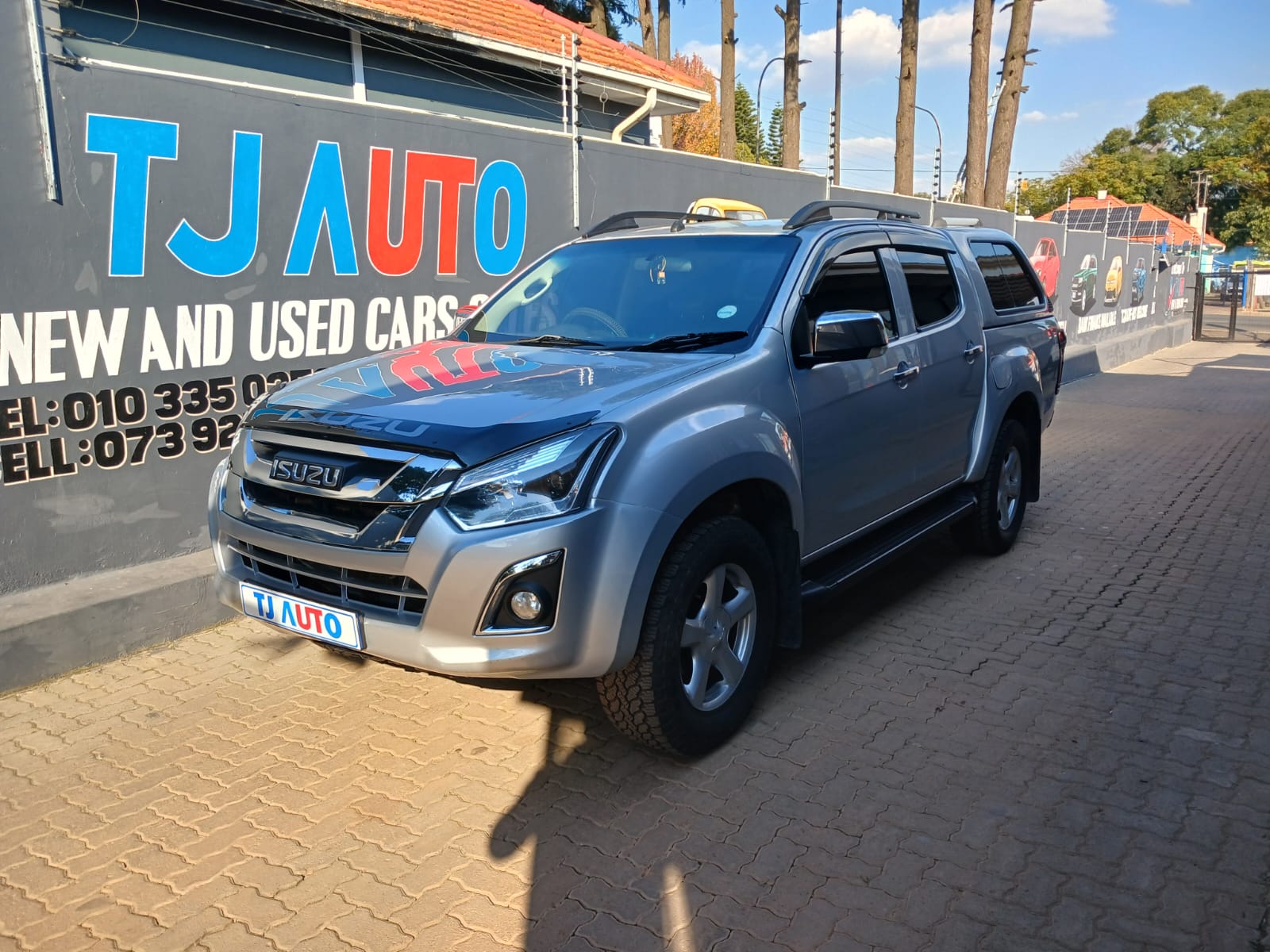 Read more about the article 2013 ISUZU KB 300D-Teq DOUBLE CAB LX