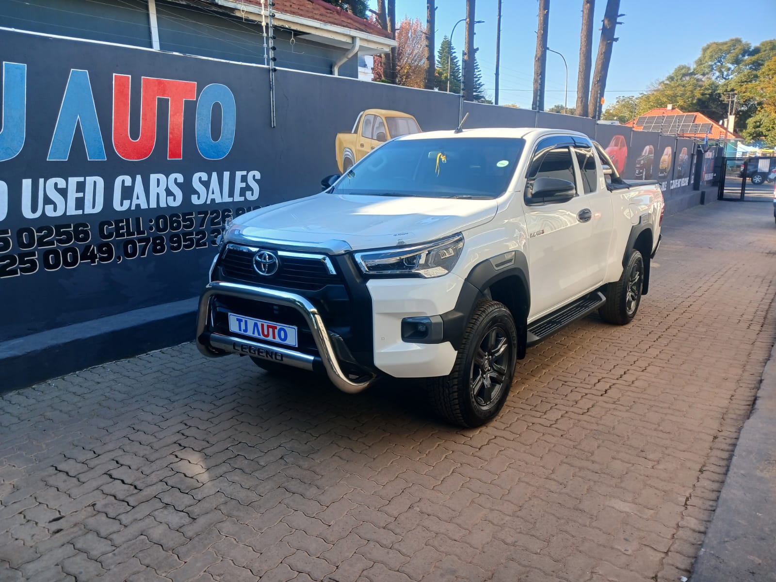 Read more about the article 2023 TOYOTA HILUX 2.4GD-6 Xtra CAB RAIDER AUTO
