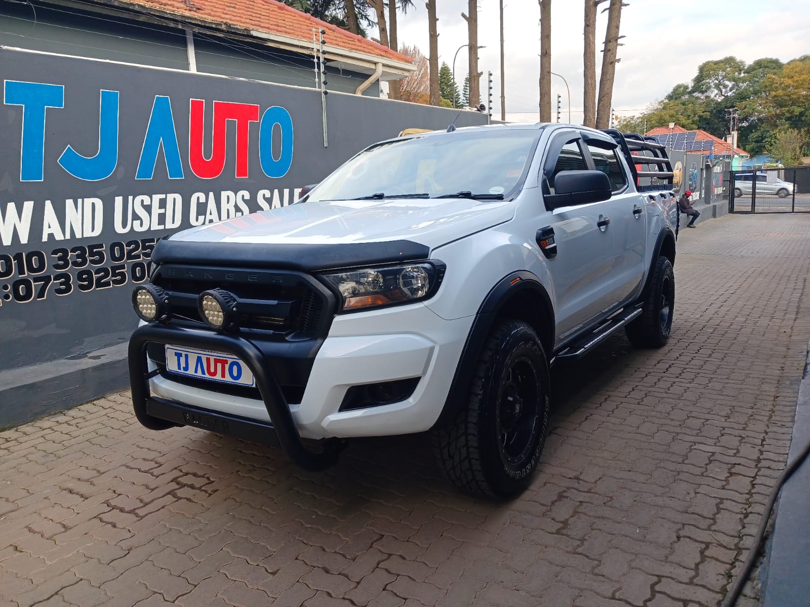Read more about the article 2017 FORD RANGER 2.2TDCi DOUBLE CAB HI-RIDER XL AUTO