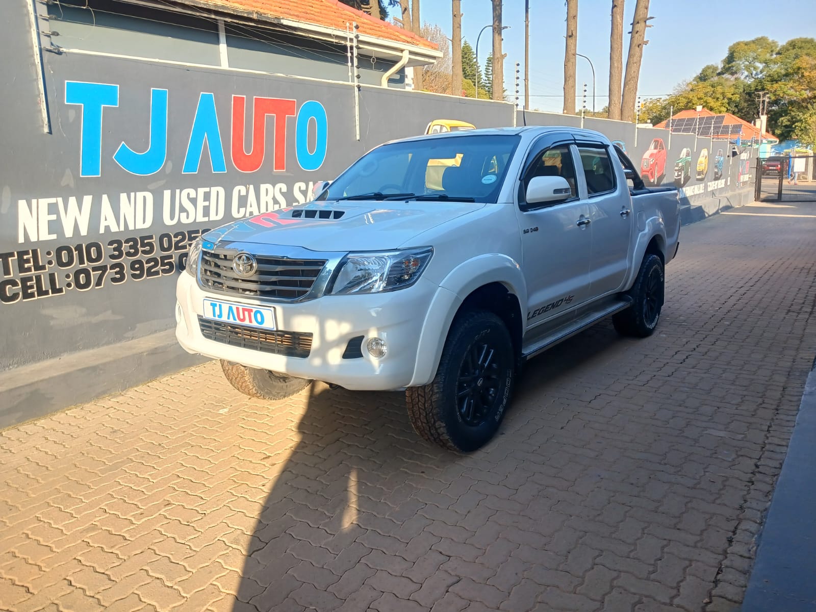 Read more about the article 2011 TOYOTA HILUX 3.0D-4D DOUBLE CAB 4×4 RAIDER
